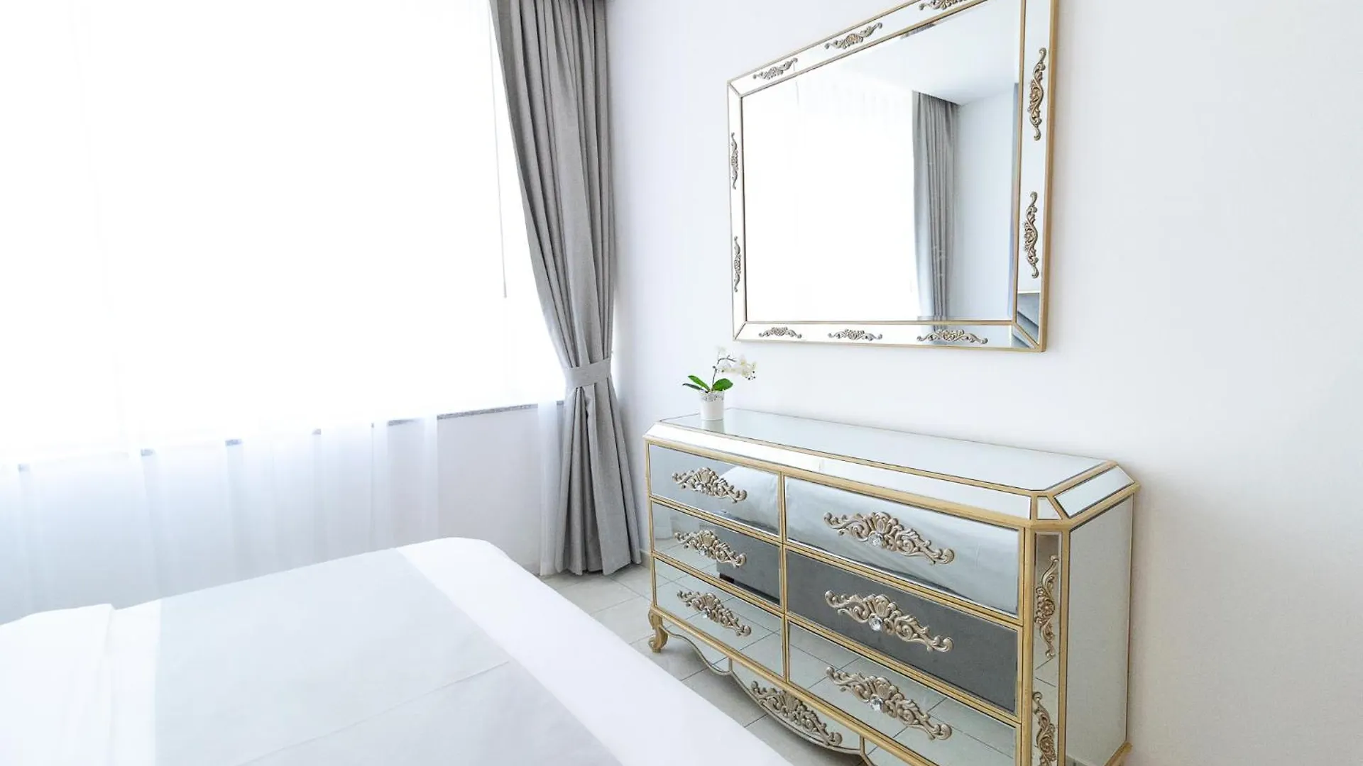 Sky Garden In Difc Apartment By Happy Season Dubai