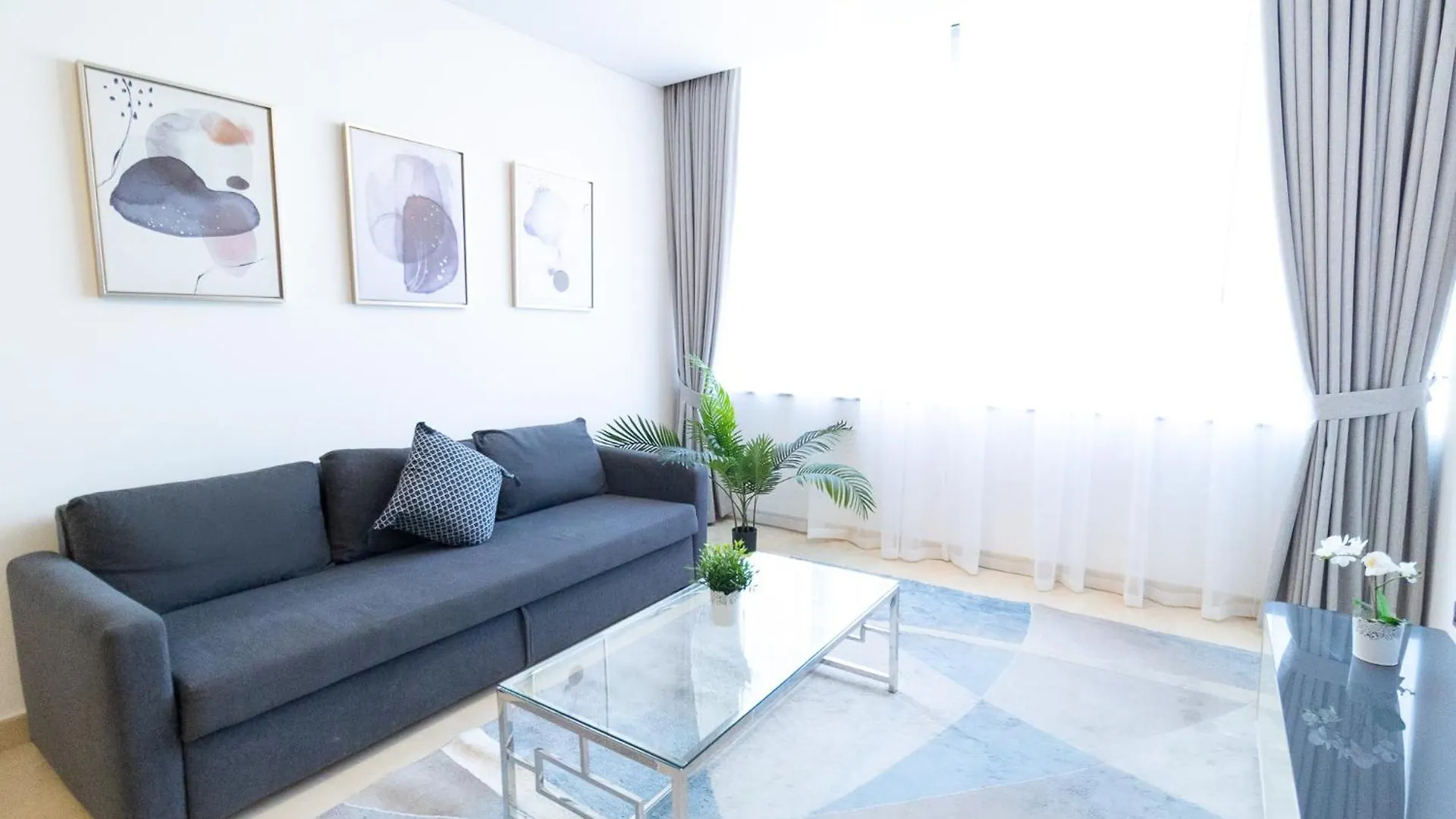 Sky Garden In Difc Apartment By Happy Season Dubai