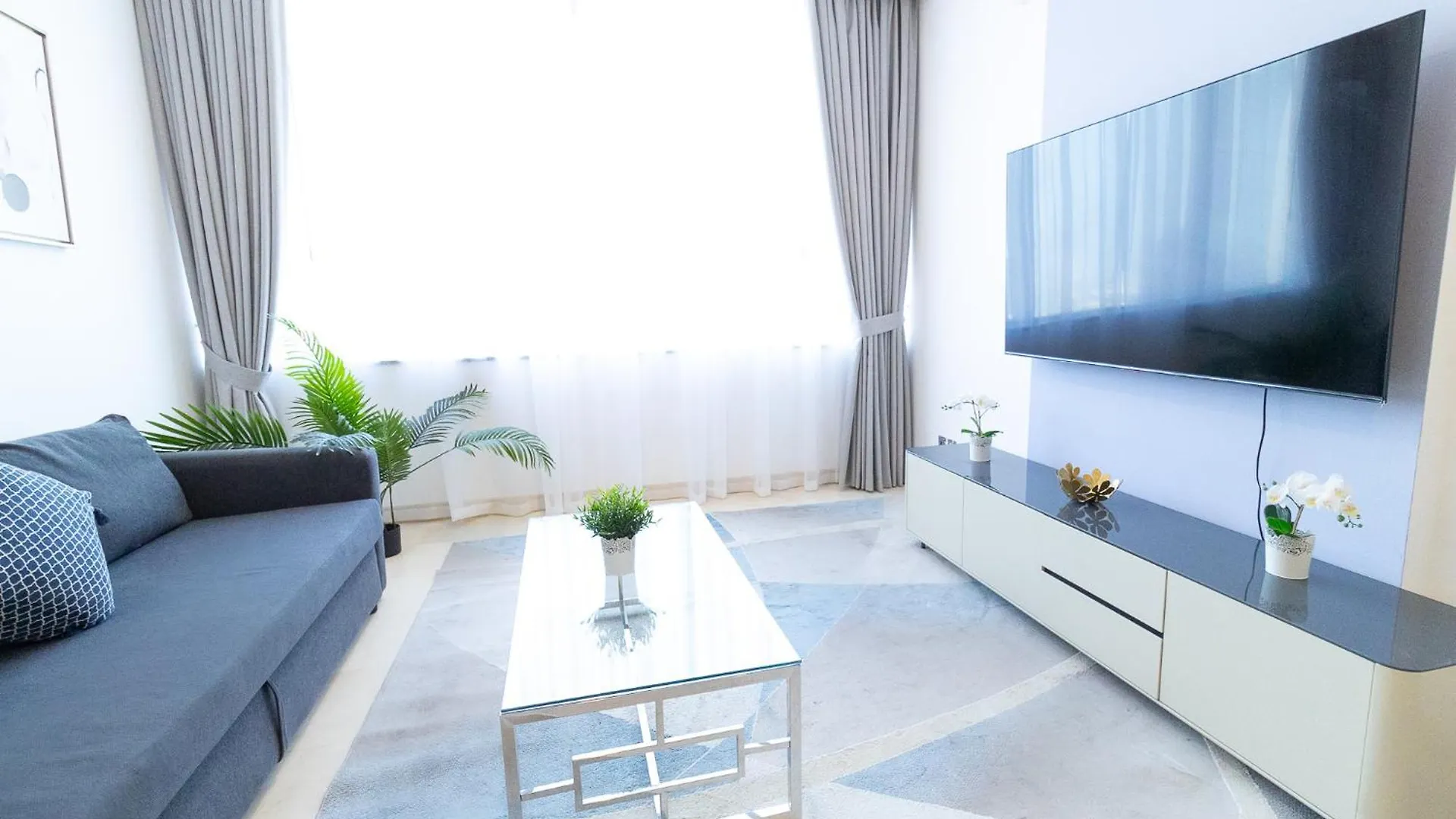 Sky Garden In Difc Apartment By Happy Season Dubai